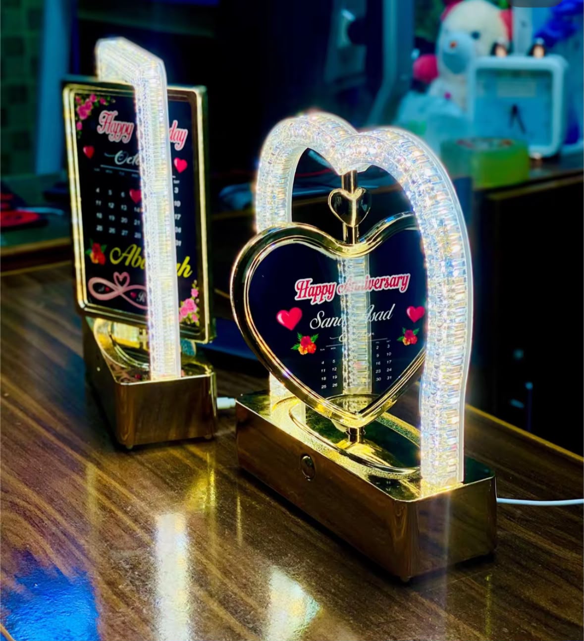 3D Rotating LED Photo Lamp – Personalized Crystal Heart & Square